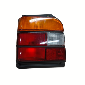 Foco Trasero Izquierdo Suzuki Maruti
